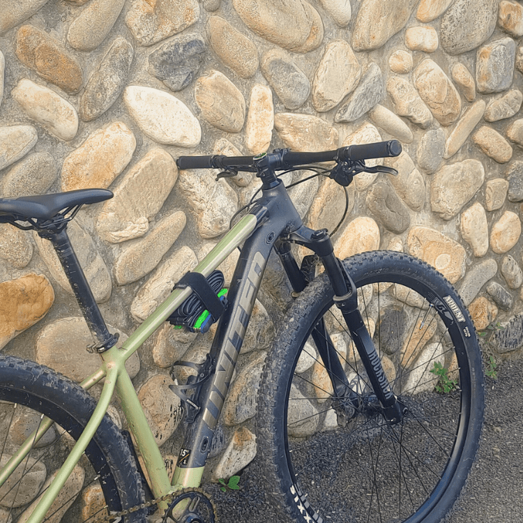 Enduro Fly Storage Strap - NAC
