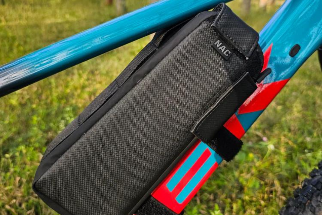 Touring frame bag for cycling