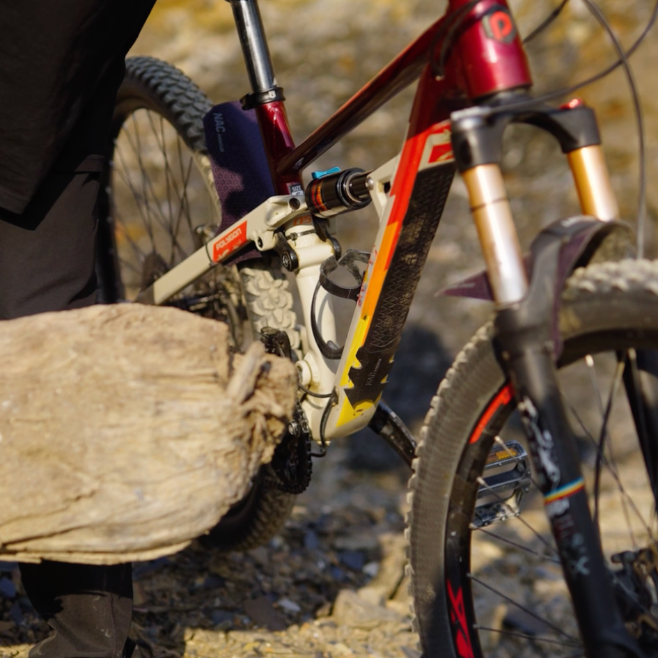 NAC BLACK  rubber downtube protector for frame protection